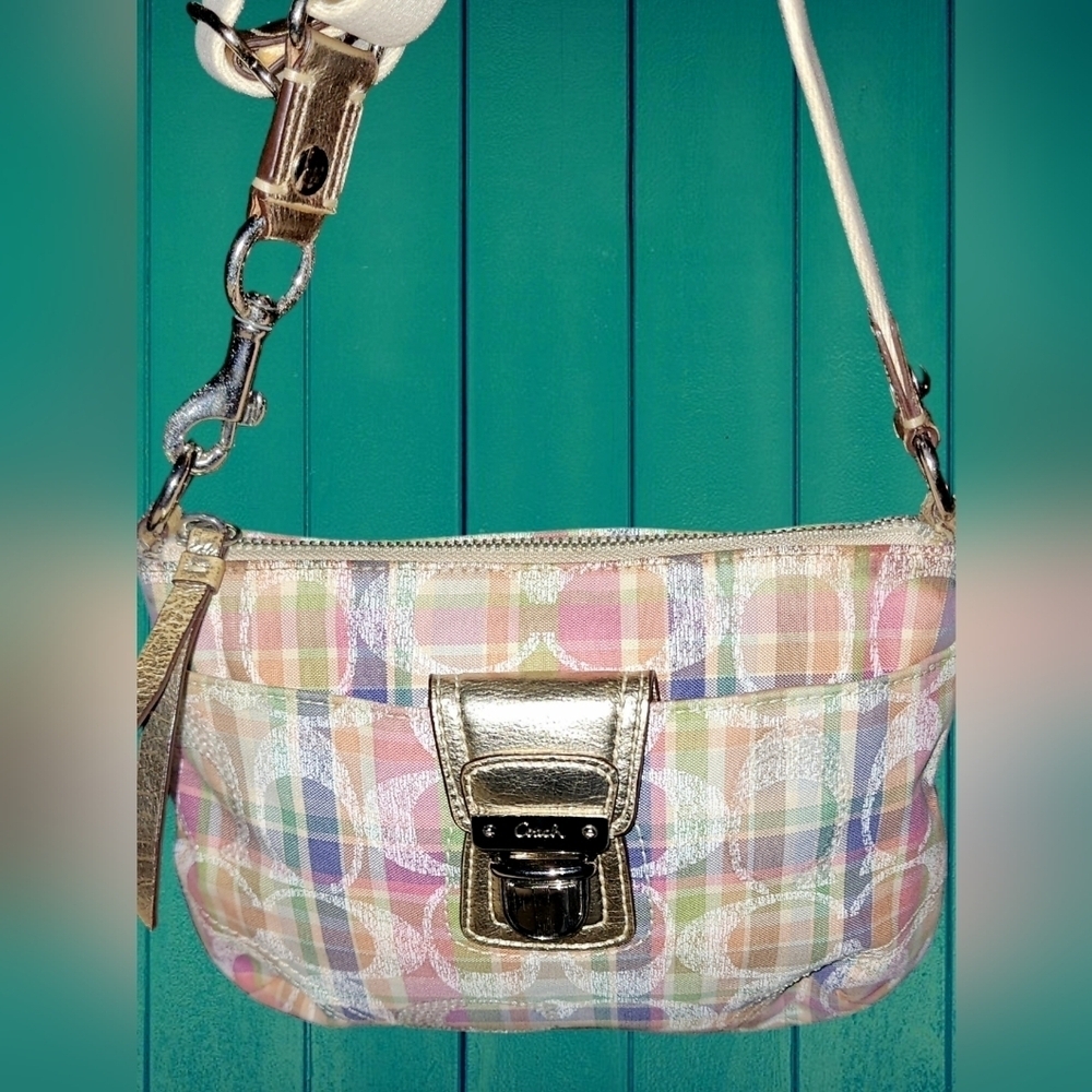 Coach Poppy Madras Plaid Sequined Signature Crossbody Bag with hang tag. - Picture 4 of 8